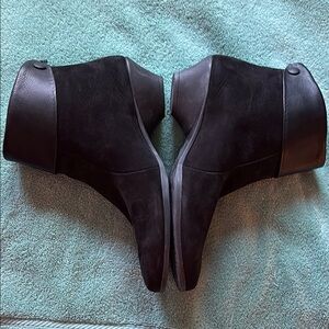 Arche of Paris: Elegant Jet Black Women's Ankle Boots